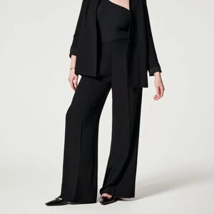Spanx Carefree Crepe Pleated Trouser
